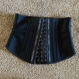 LUX CURVES waist trainer!!